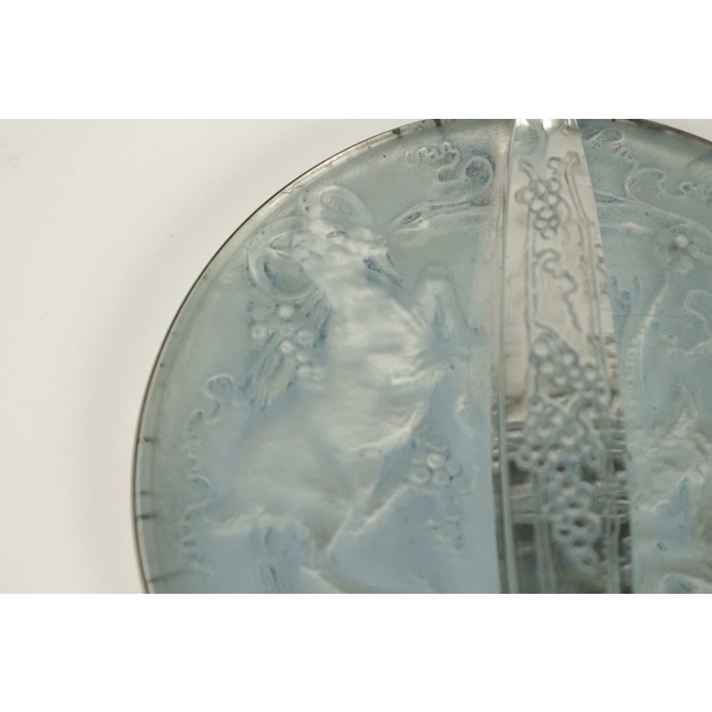 RENE LALIQUE (1860-1945) Miroir rond circulaire «Deux chèvres» RENE LALIQUE (1860-1945) Miroir rond circulaire «Deux chèvres»