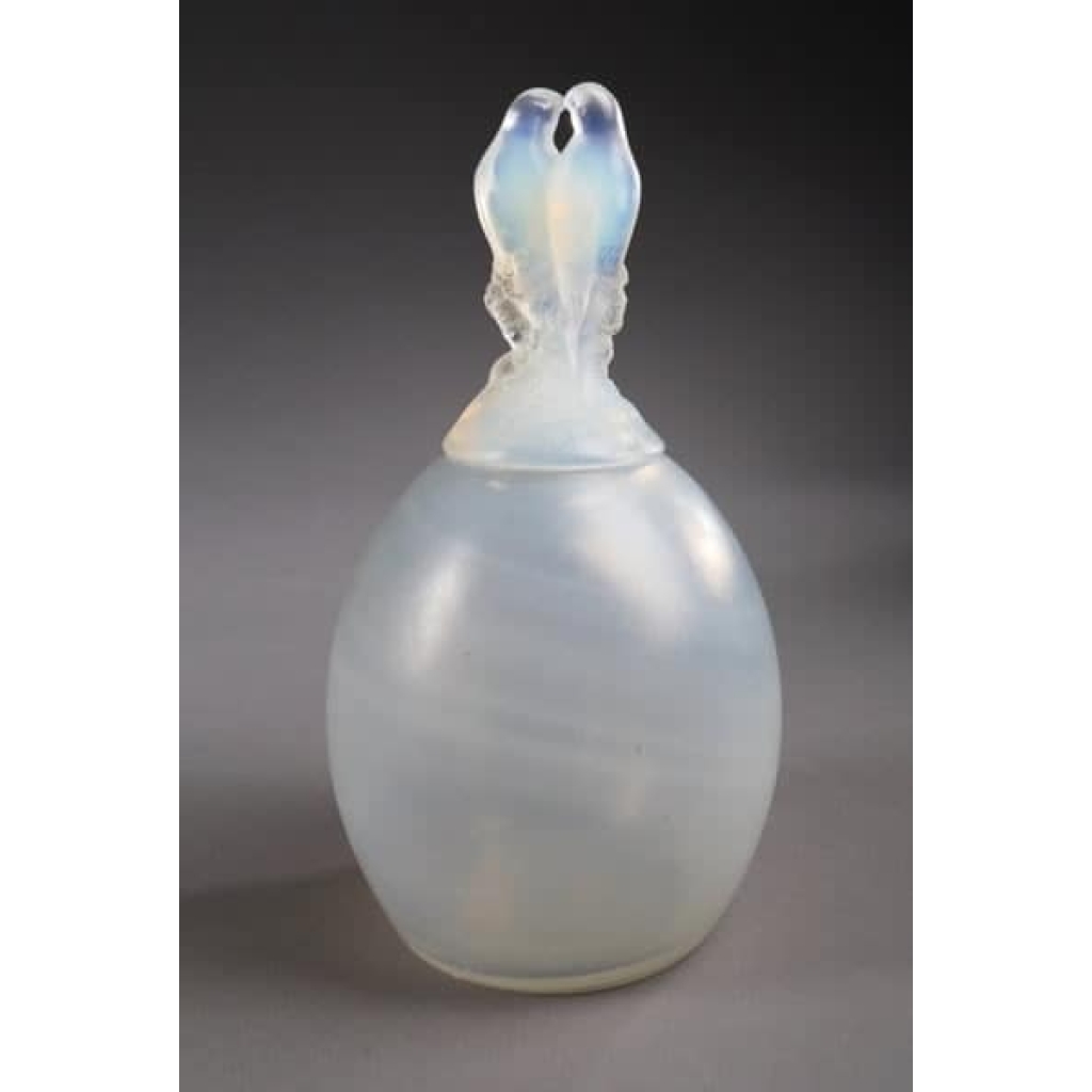 RENE LALIQUE (1860-1945) vase couvert » Tourterelles « | Biron 