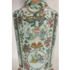 Importante lampe Chinoise du début du XXème siècle , monté de bronze doré | Biron Importante lampe Chinoise du début du XXème siècle , monté de bronze doré