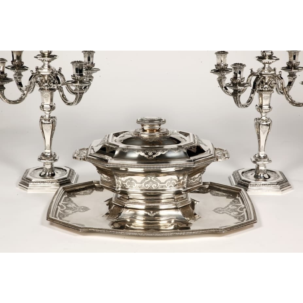 « Orfèvre ROUSSEL -Centre De Table Sur Son Dormant En Argent, Début XXe « | Biron "Orfèvre ROUSSEL -Centre De Table Sur Son Dormant En Argent, Début XXe "