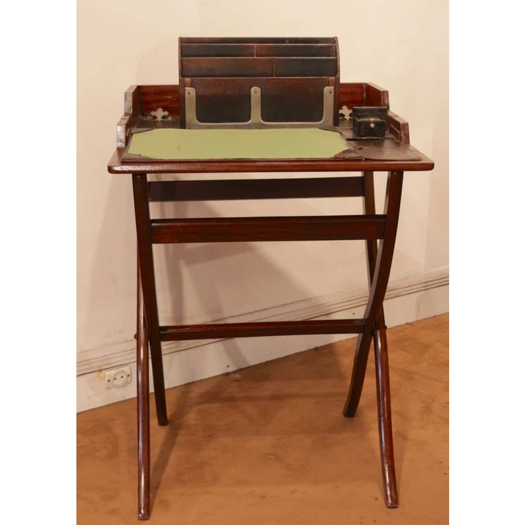 Bureau d officier militaire de campagne | Biron ||||