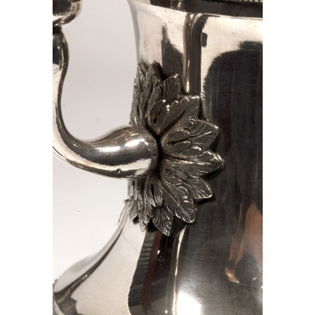 ORFEVRE J.G ROUSSEAU – VERSEUSE EN ARGENT MASSIF D’EPOQUE EMPIRE. | Biron ORFEVRE: J.G.R. - VERSEUSE EN ARGENT MASSIF D'EPOQUE EMPIRE.