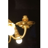 Lustre de style hollandais du 19ème siècle en bronze doré, 5 lumières et 5 bougeoirs, de très belle qualité.