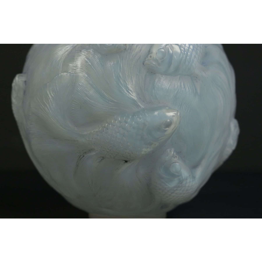 René lalique : Vase "Formose" verre opalescent