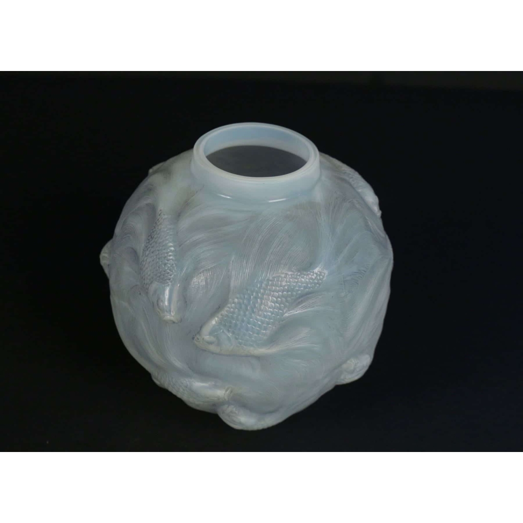 René lalique : Vase "Formose" verre opalescent