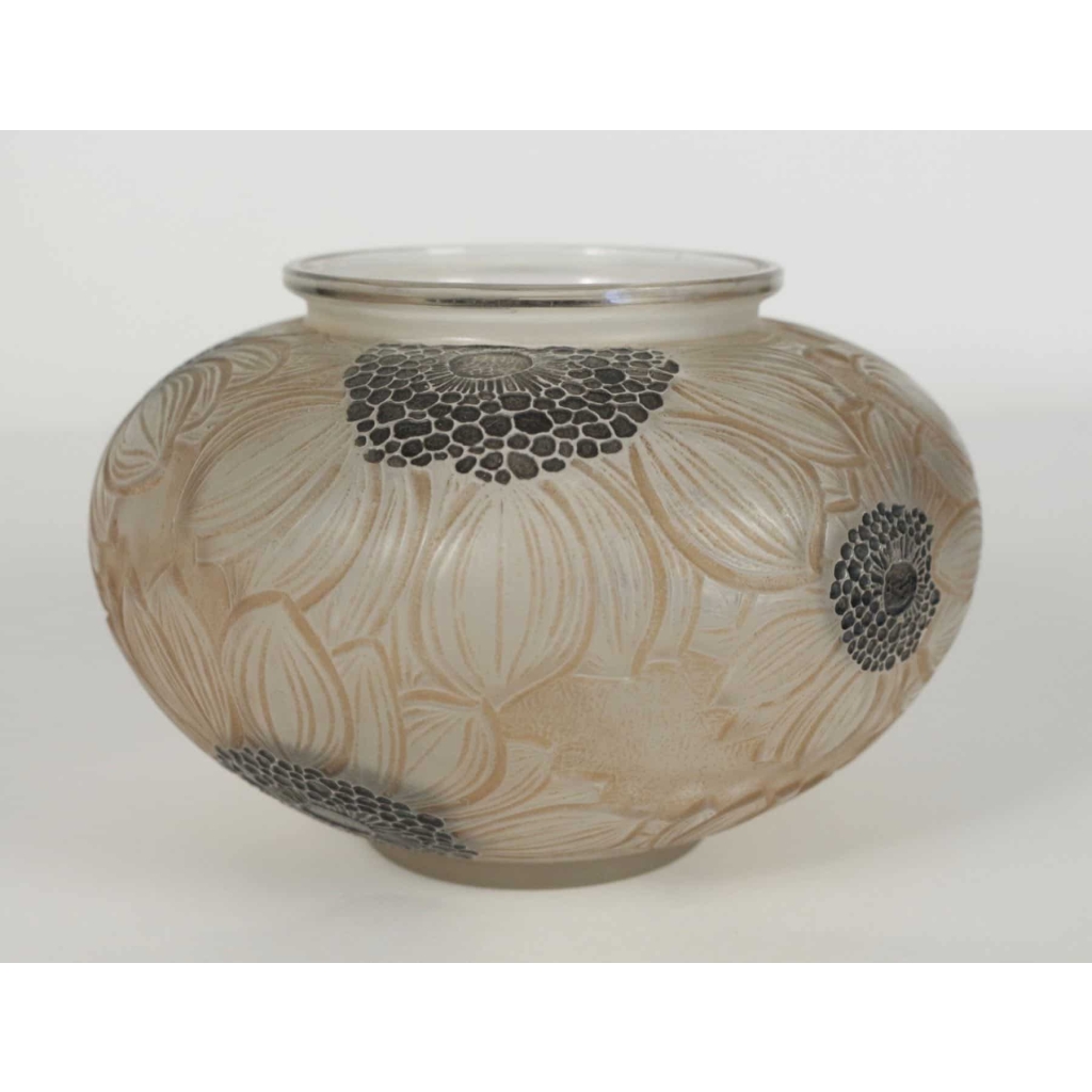 René Lalique Vase "Dalhias"
