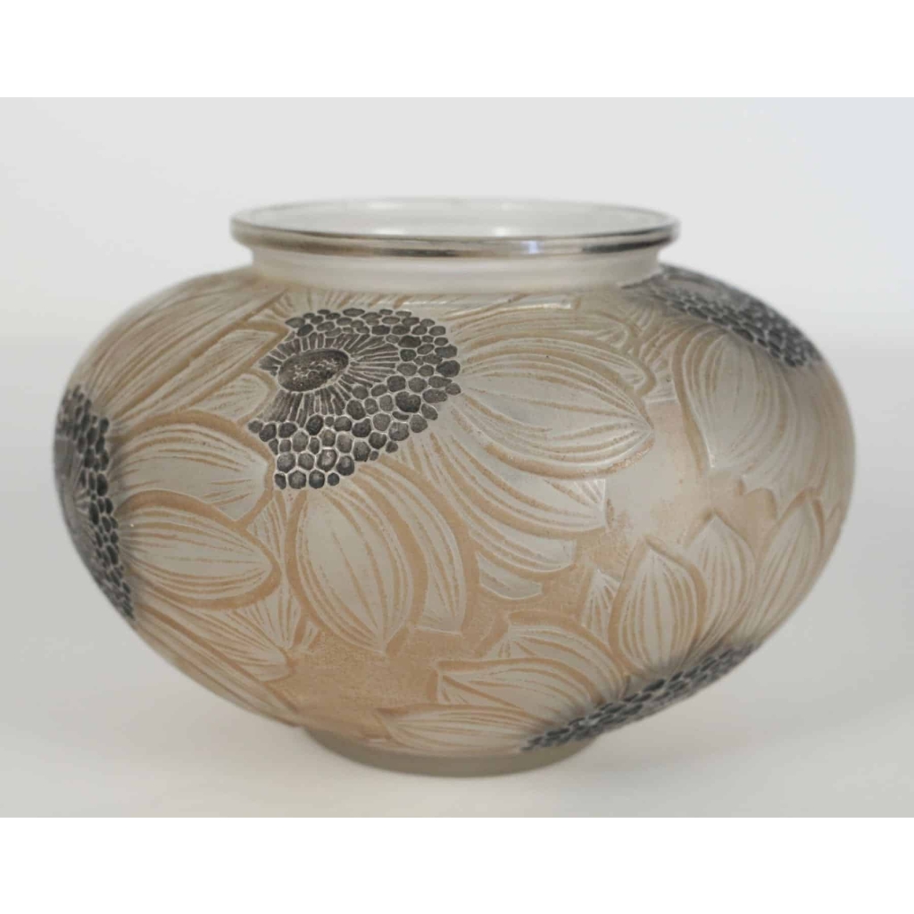 René Lalique Vase "Dalhias"