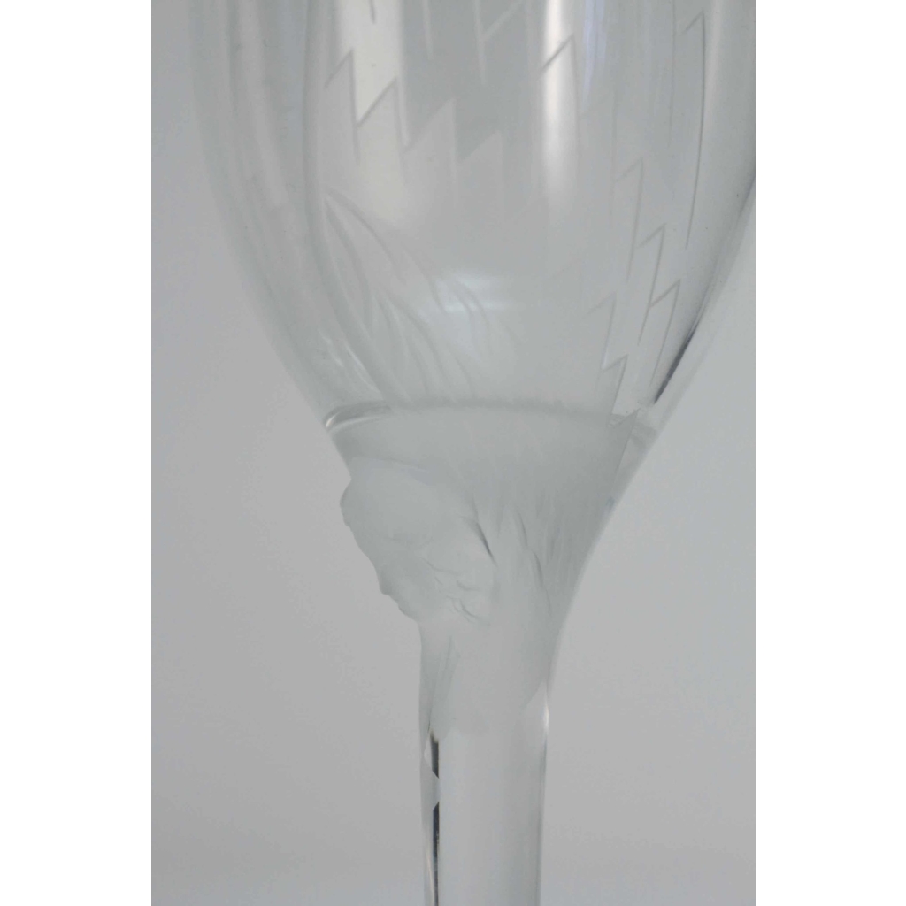 Marc Lalique (1900 -1977) Flute a Champagne Sourire de Reims | Biron Marc Lalique (1900 -1977) Flute a Champagne Sourire de Reims