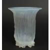 René Lalique Vase « Eucalyptus » opalescent | Biron ||||