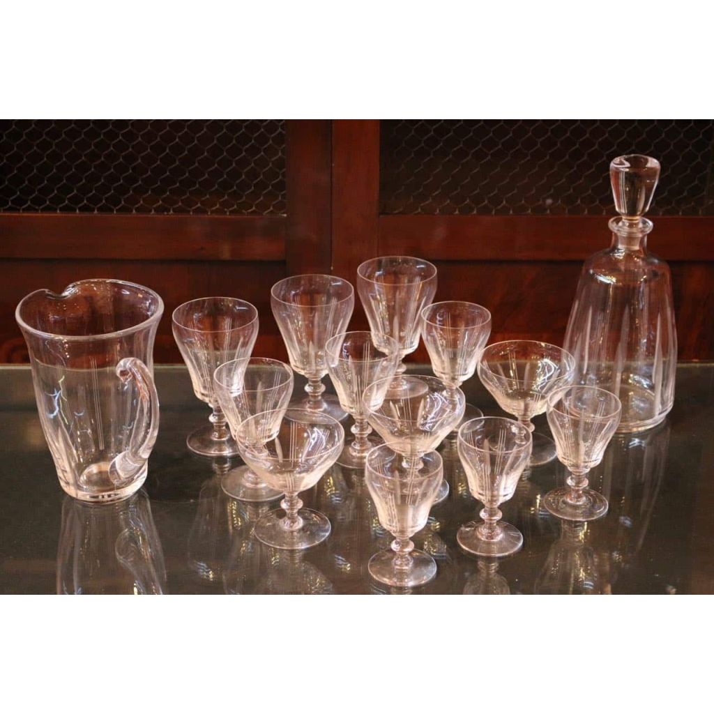 Cristal de Sèvres - Service 65 pièces signé