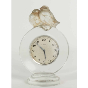 René Lalique pendulette 8 jours « pierrot » | Biron |||||