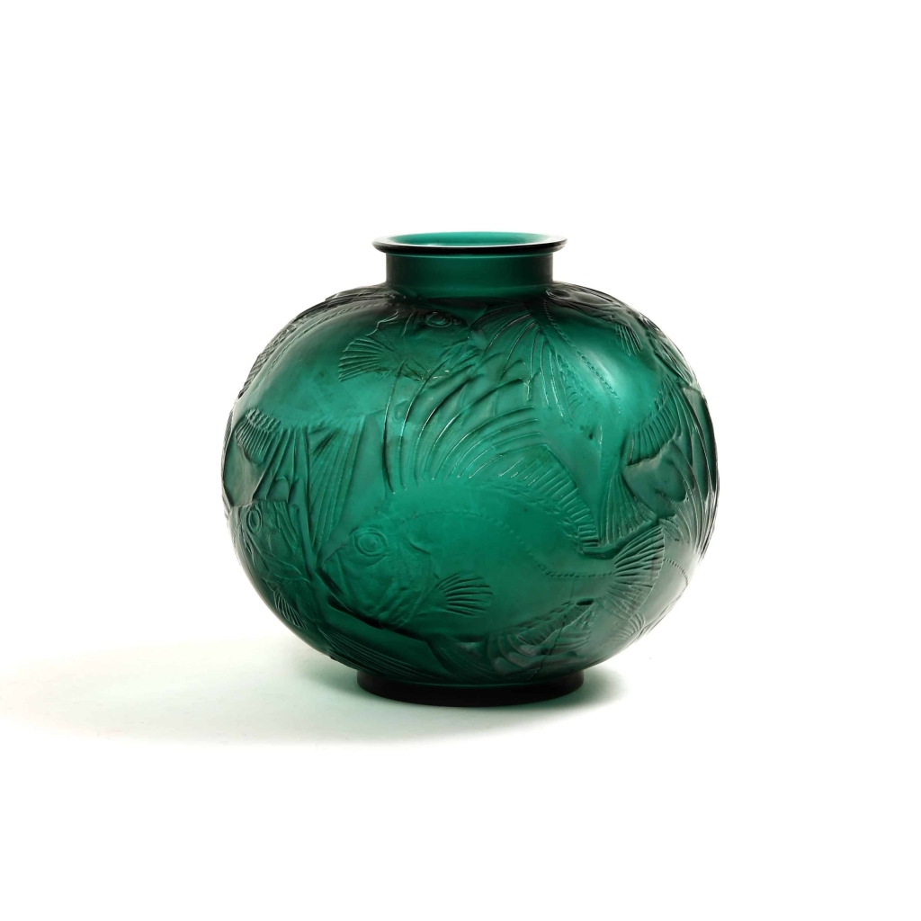 RENE LALIQUE (1860-1945) Vase « Poissons » | Biron ||