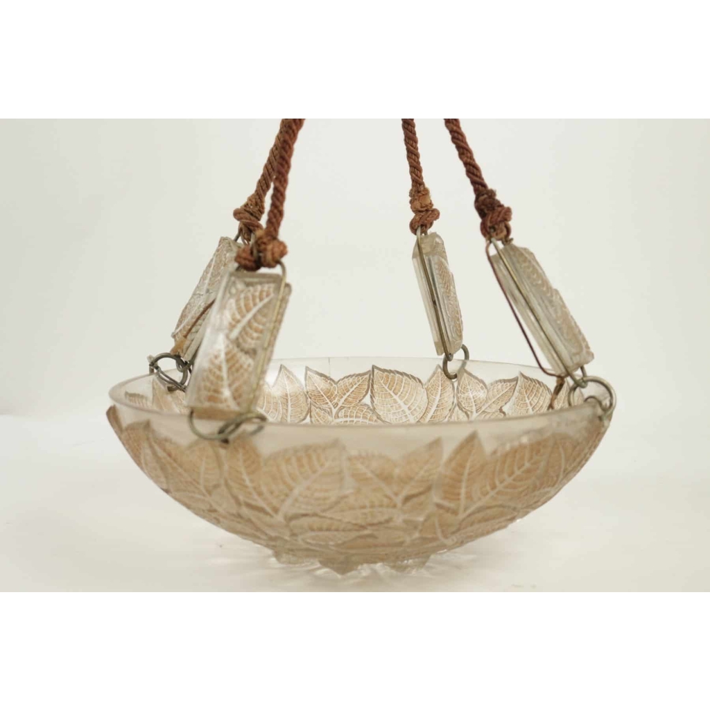 René lalique (1860-1945) Plafonnier « Charmes » | Biron René lalique (1860-1945) Plafonnier "Charmes"