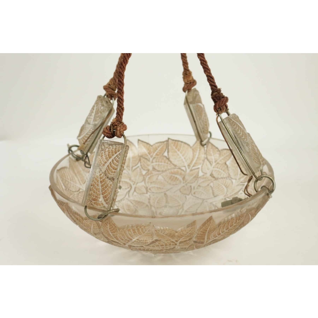 René lalique (1860-1945) Plafonnier « Charmes » | Biron René lalique (1860-1945) Plafonnier "Charmes"