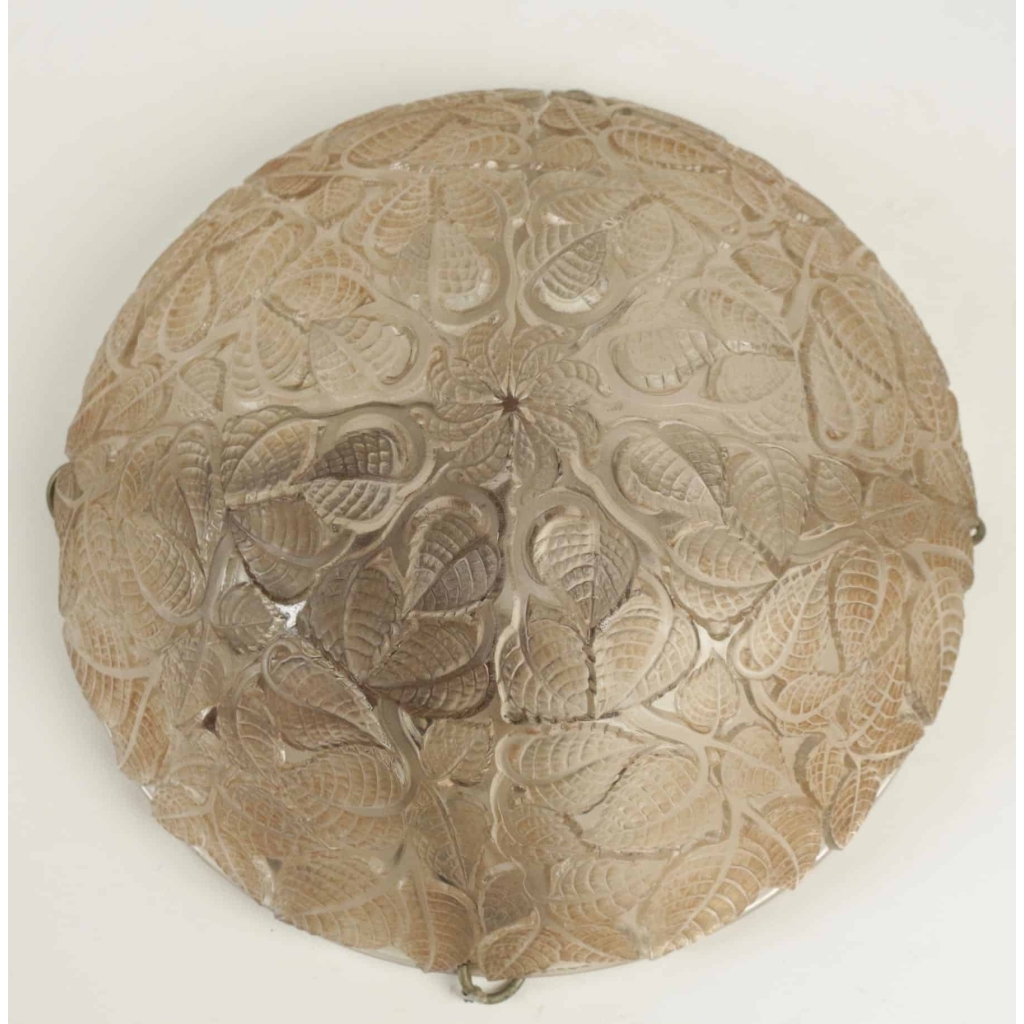 René lalique (1860-1945) Plafonnier « Charmes » | Biron René lalique (1860-1945) Plafonnier "Charmes"