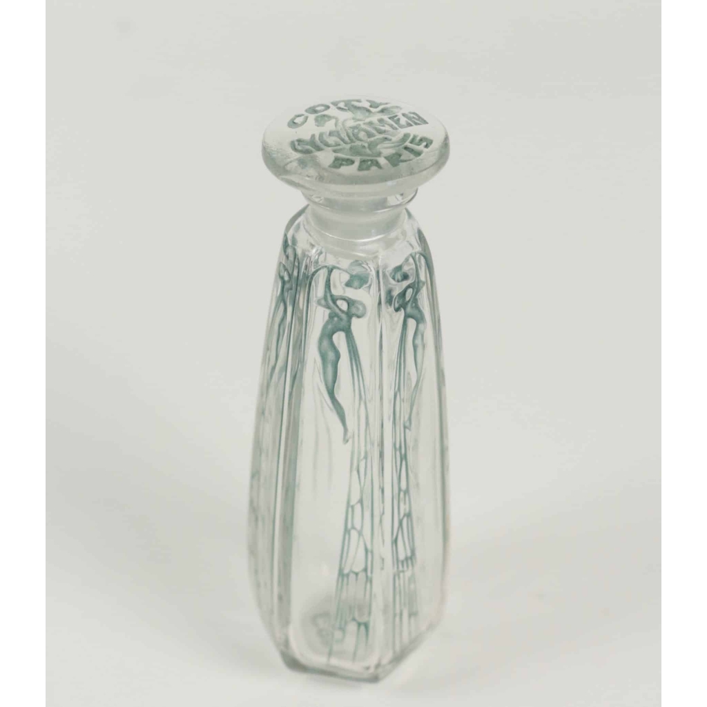 René Lalique flacon de parfum « Cyclamen » | Biron René Lalique flacon de parfum "Cyclamen"