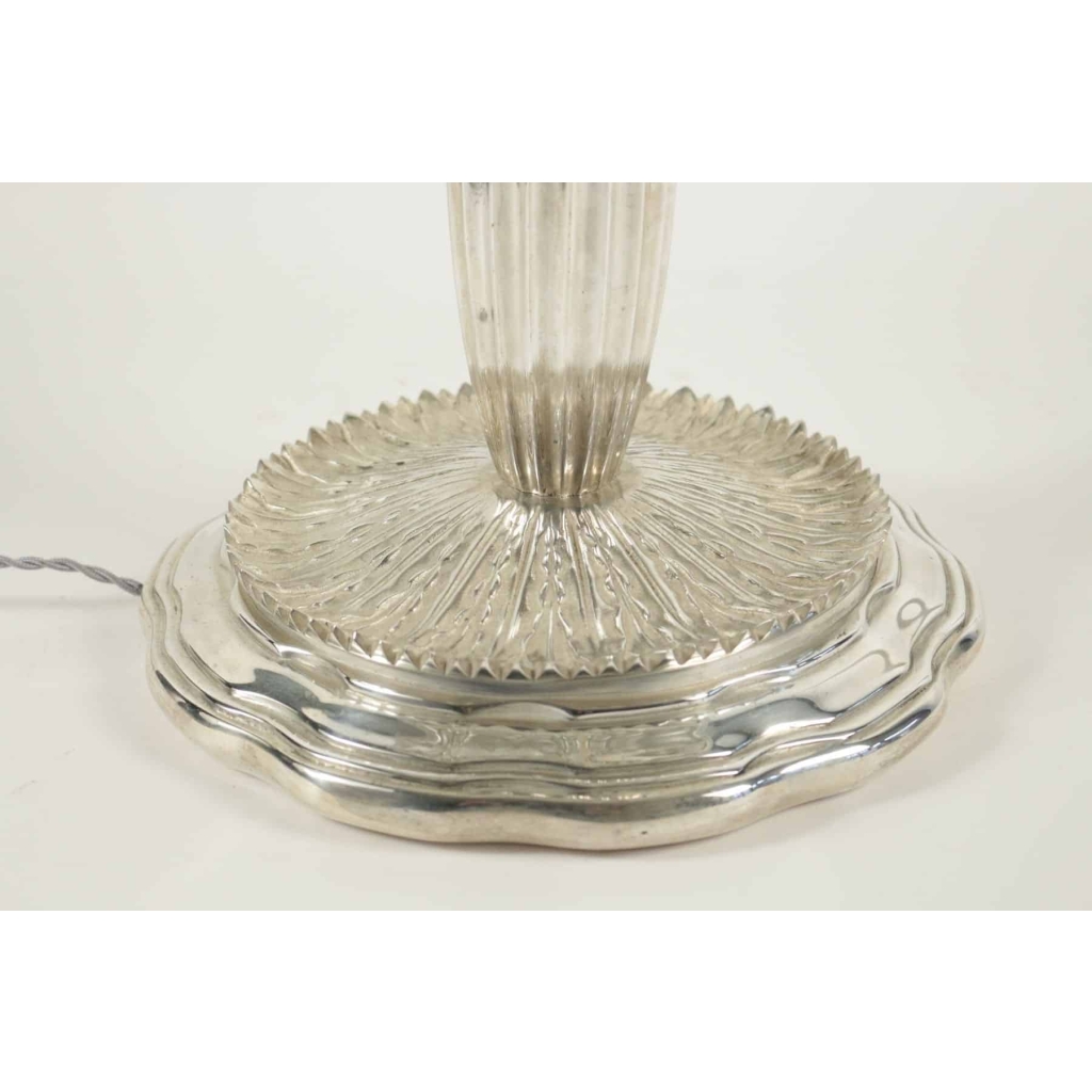 René Lalique (1860-1945) Lampe « Rinceaux » | Biron René Lalique (1860-1945) Lampe "Rinceaux"