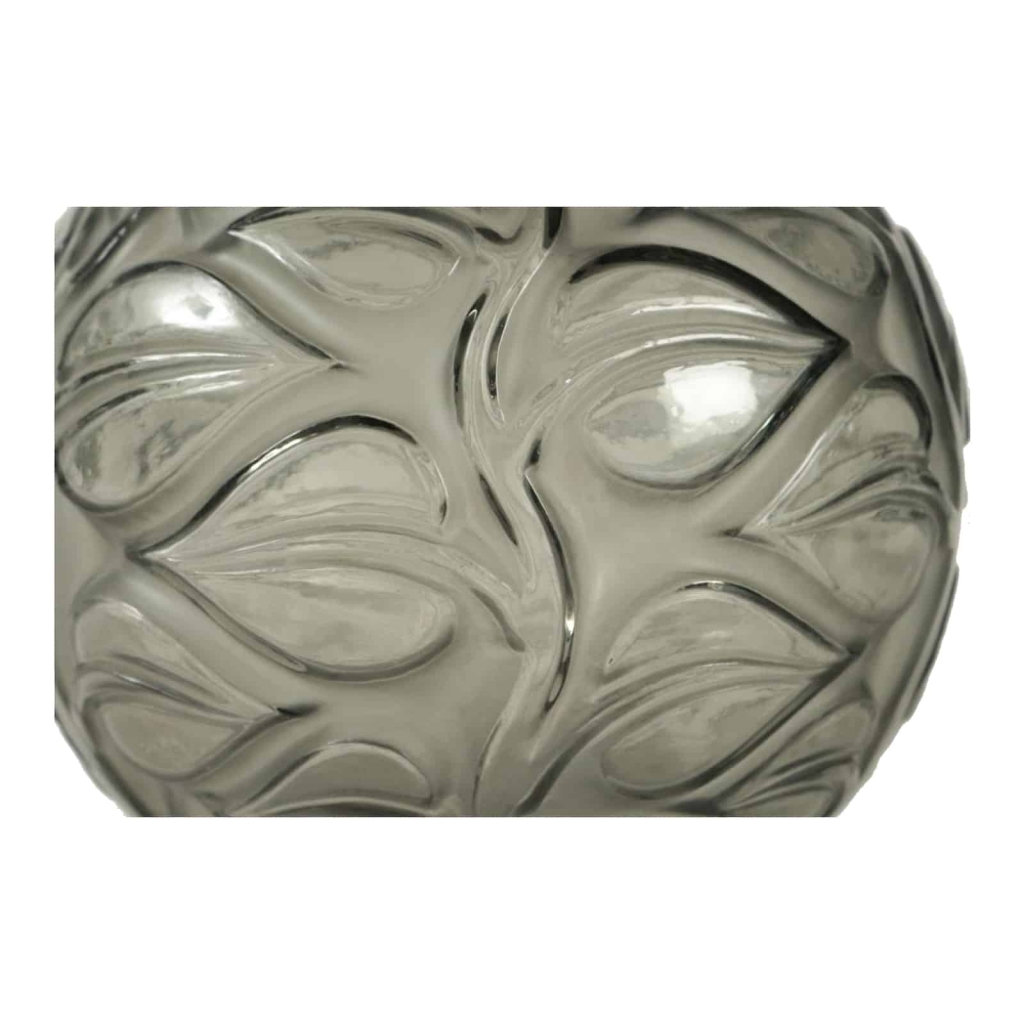 René Lalique (1860-1945) vase Sophora gris | Biron René Lalique (1860-1945) vase Sophora gris