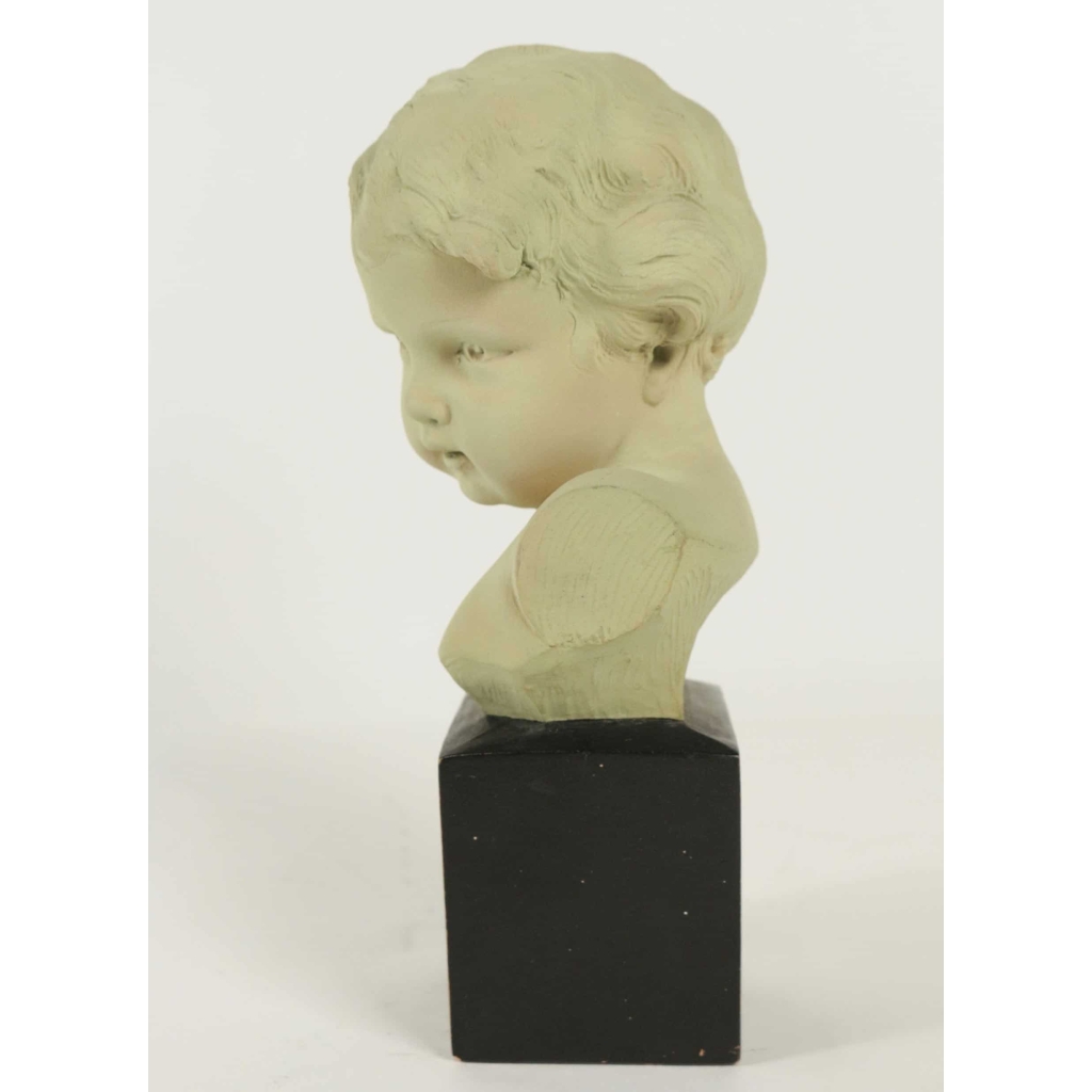 Buste d’Enfant en Terre Cuite, Signé de GOBET | Biron Buste d'Enfant en Terre Cuite, Signé de GOBET