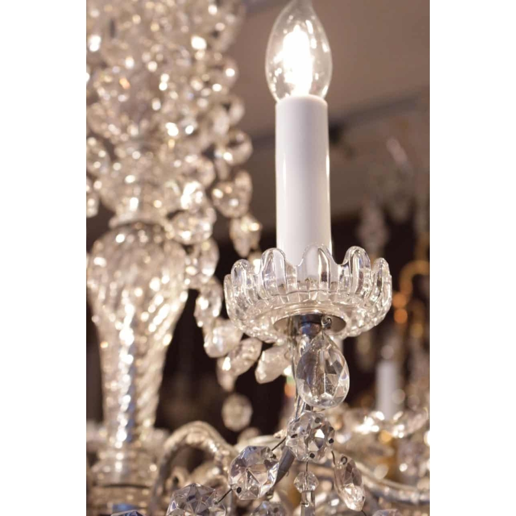 Baccarat - Lustre argenté eclairant par neuf bras de lumiere