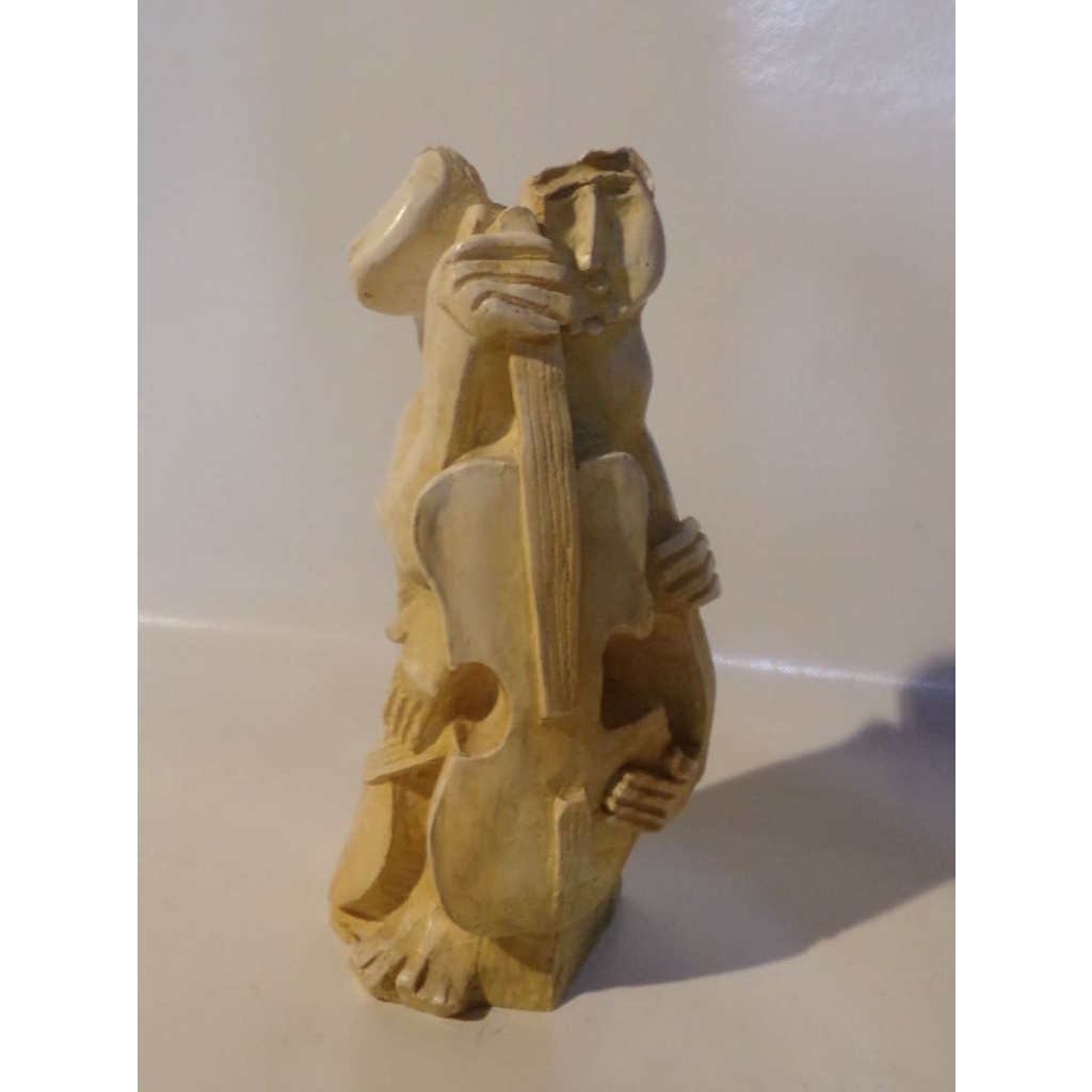 F. BERNARD SCULPTURE CUBISTE TROIS MUSICIENS PLATRE SIGNE DATE HAUTEUR 27 cm | Biron ||||||