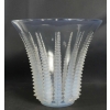 RENE LALIQUE (1860-1945) Vase « Font romeu » opalescent | Biron |||