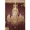 Baccarat – Grand lustre doré à dix huit bras de lumière | Biron |||||