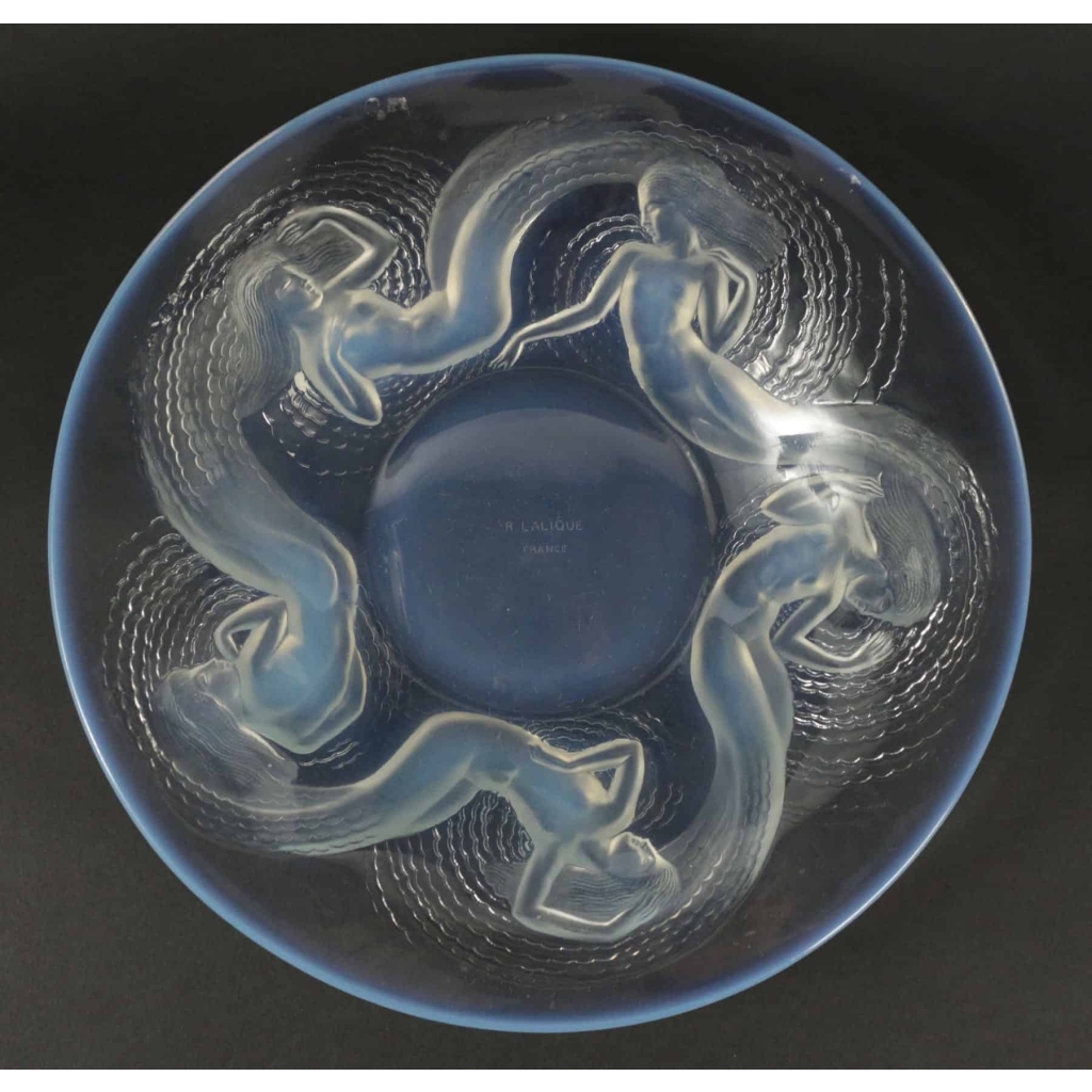 René Lalique (1860-1945) Molded Opalescent glass « Calypso » bowl | Biron ||||||||
