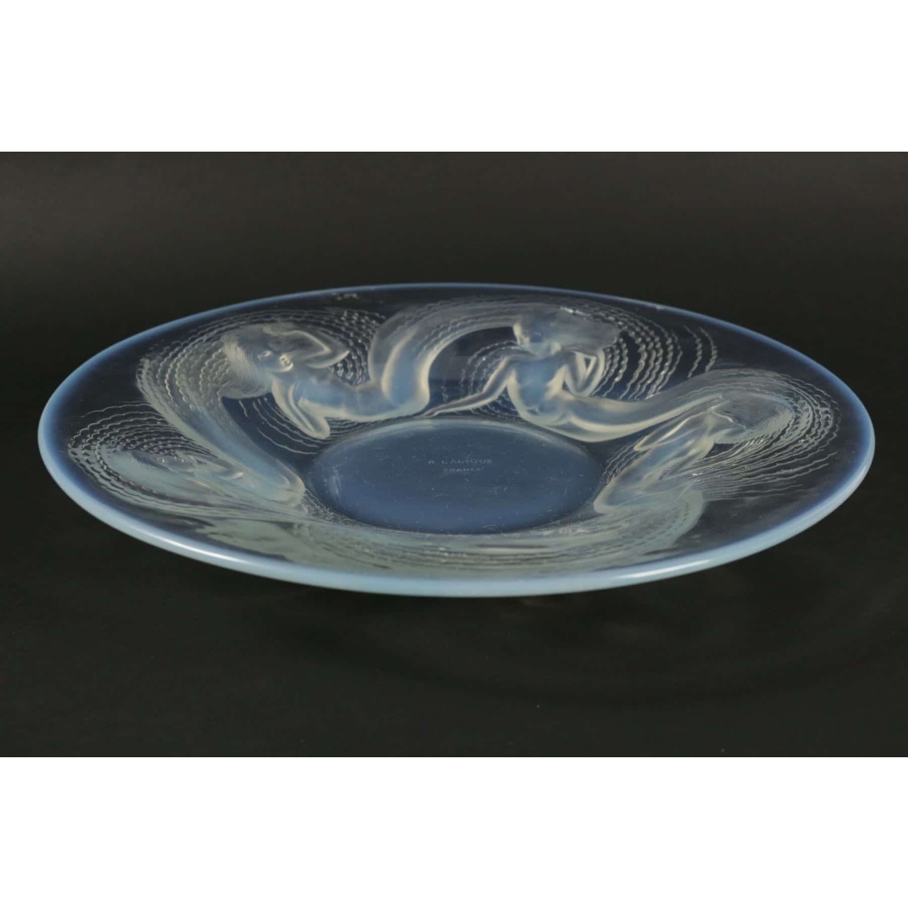 René Lalique (1860-1945) Molded Opalescent glass « Calypso » bowl | Biron René Lalique (1860-1945) Molded Opalescent glass "Calypso" bowl