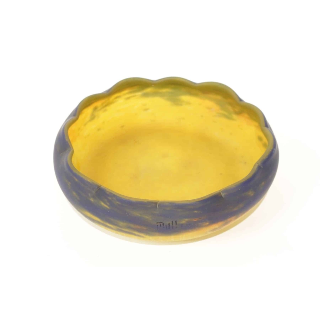 Coupe en pâte de verre de la maison Muller Frères, 1930. | Biron Coupe en pâte de verre de la maison Muller Frères, 1930.