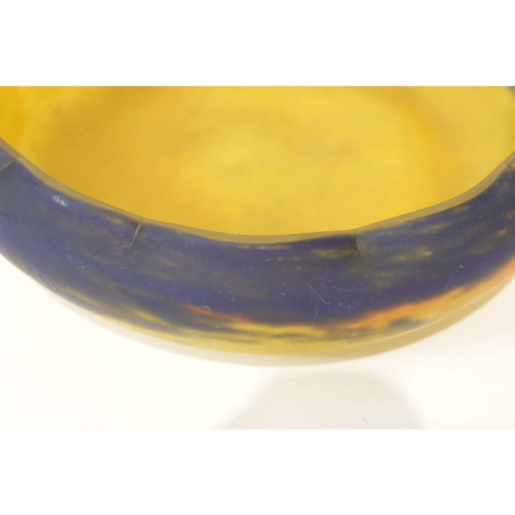 Coupe en pâte de verre de la maison Muller Frères, 1930. | Biron Coupe en pâte de verre de la maison Muller Frères, 1930.
