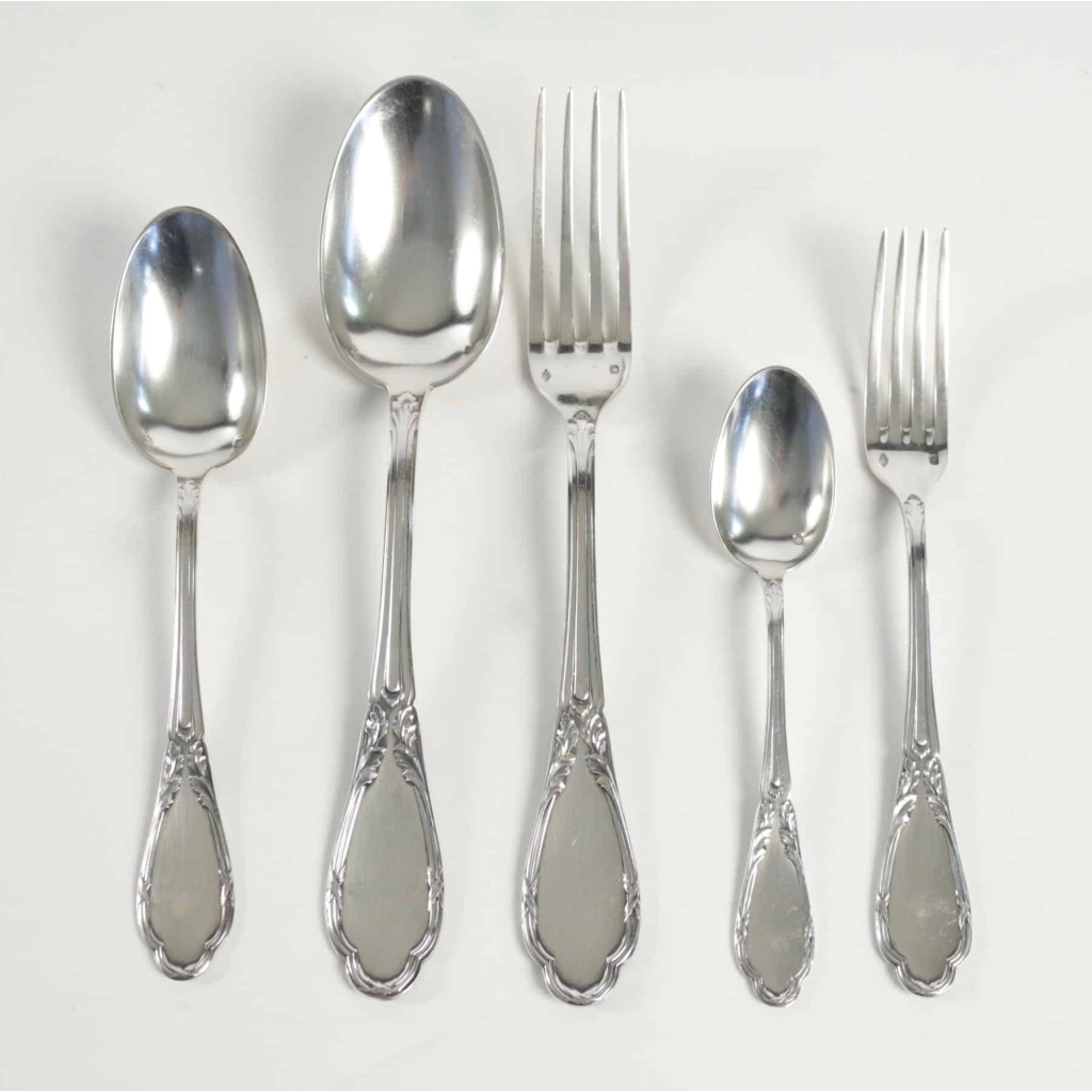 Henin & Cie French Sterling Silver Dinner Flatware 74 Pieces, circa 1880 | Biron Henin & Cie French Sterling Silver Dinner Flatware 74 Pieces, circa 1880