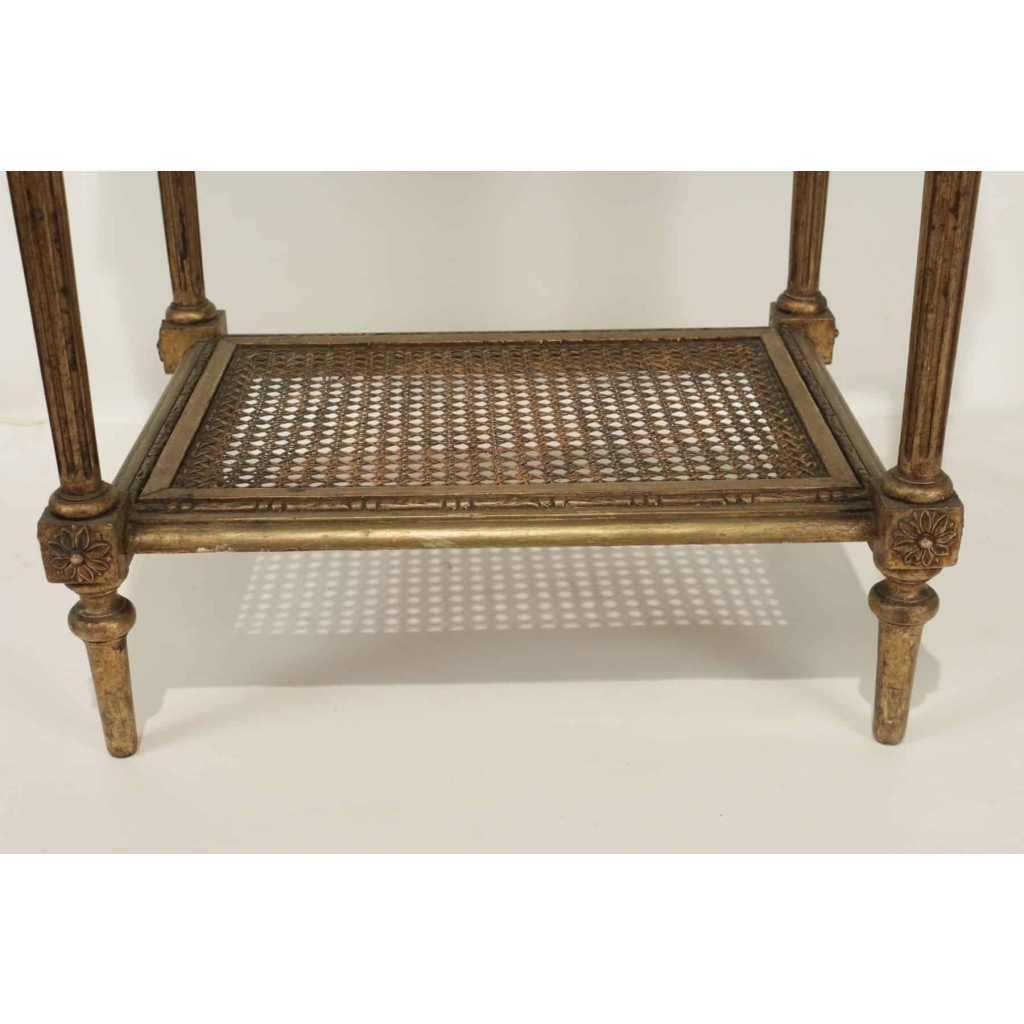Elégante console avec un tiroir en ceinture de style Louis XVI de bédut du XXème siècle. | Biron Elégante console avec un tiroir en ceinture de style Louis XVI de bédut du XXème siècle.