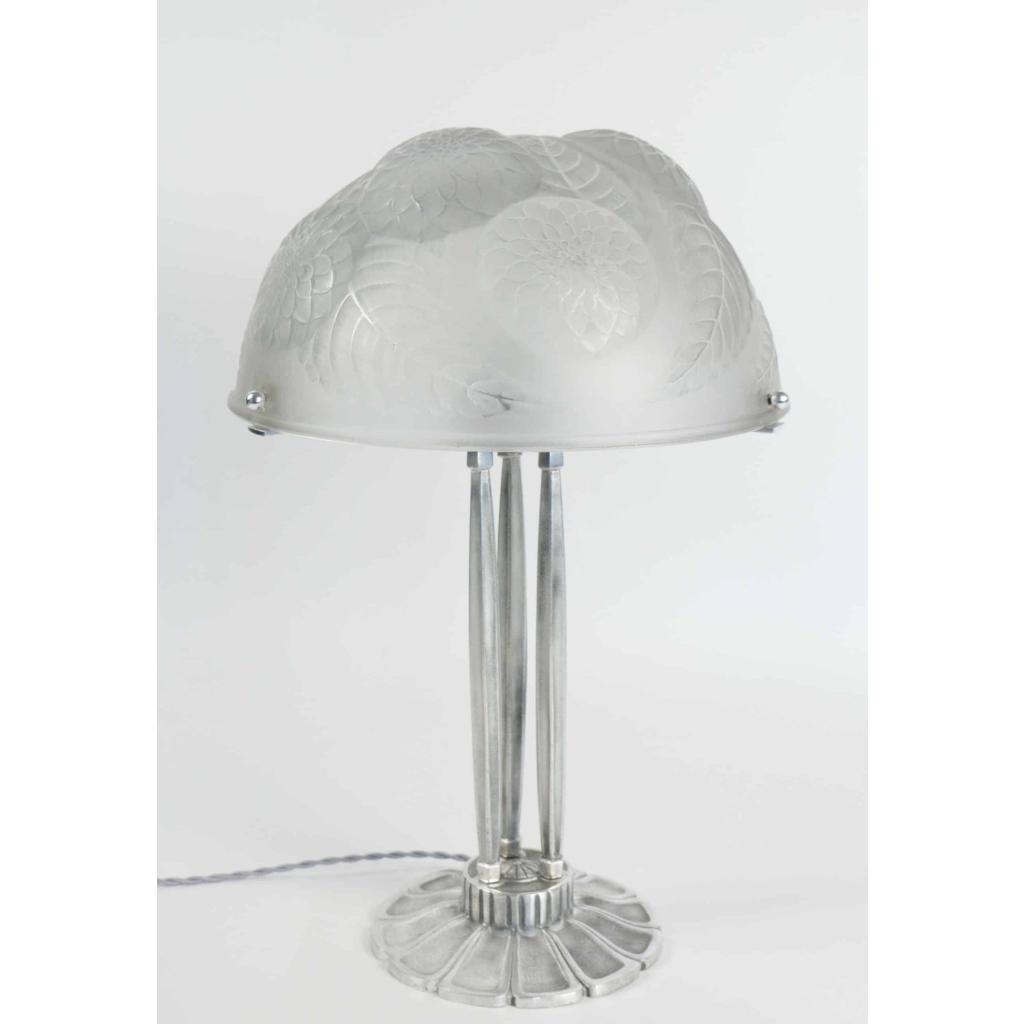 René Lalique « Dalhias » Table Lamp on Silver Bronze Base | Biron ||||||