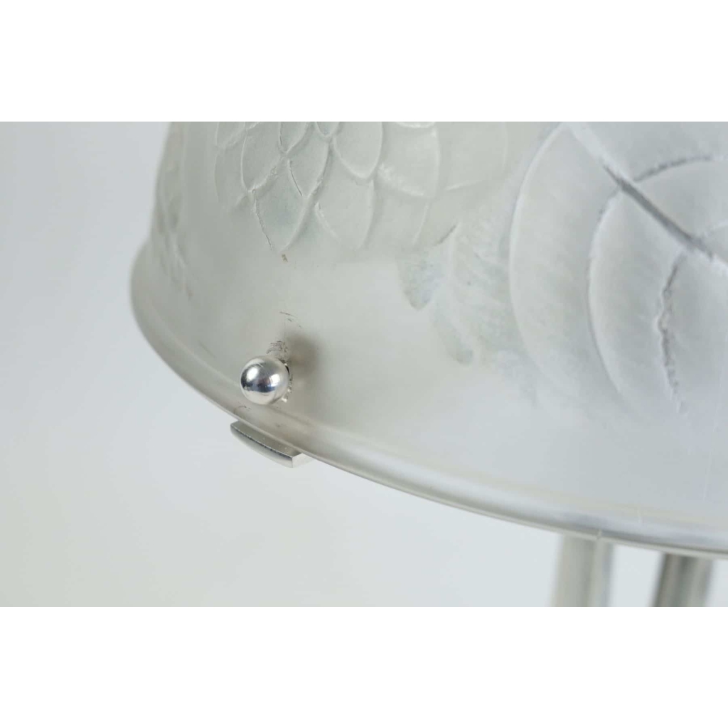 René Lalique « Dalhias » Table Lamp on Silver Bronze Base | Biron René Lalique "Dalhias" Table Lamp on Silver Bronze Base
