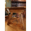 Grande table espagnole en noyer fin XVII ème siècle
