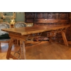 Grande table espagnole en noyer fin XVII ème siècle