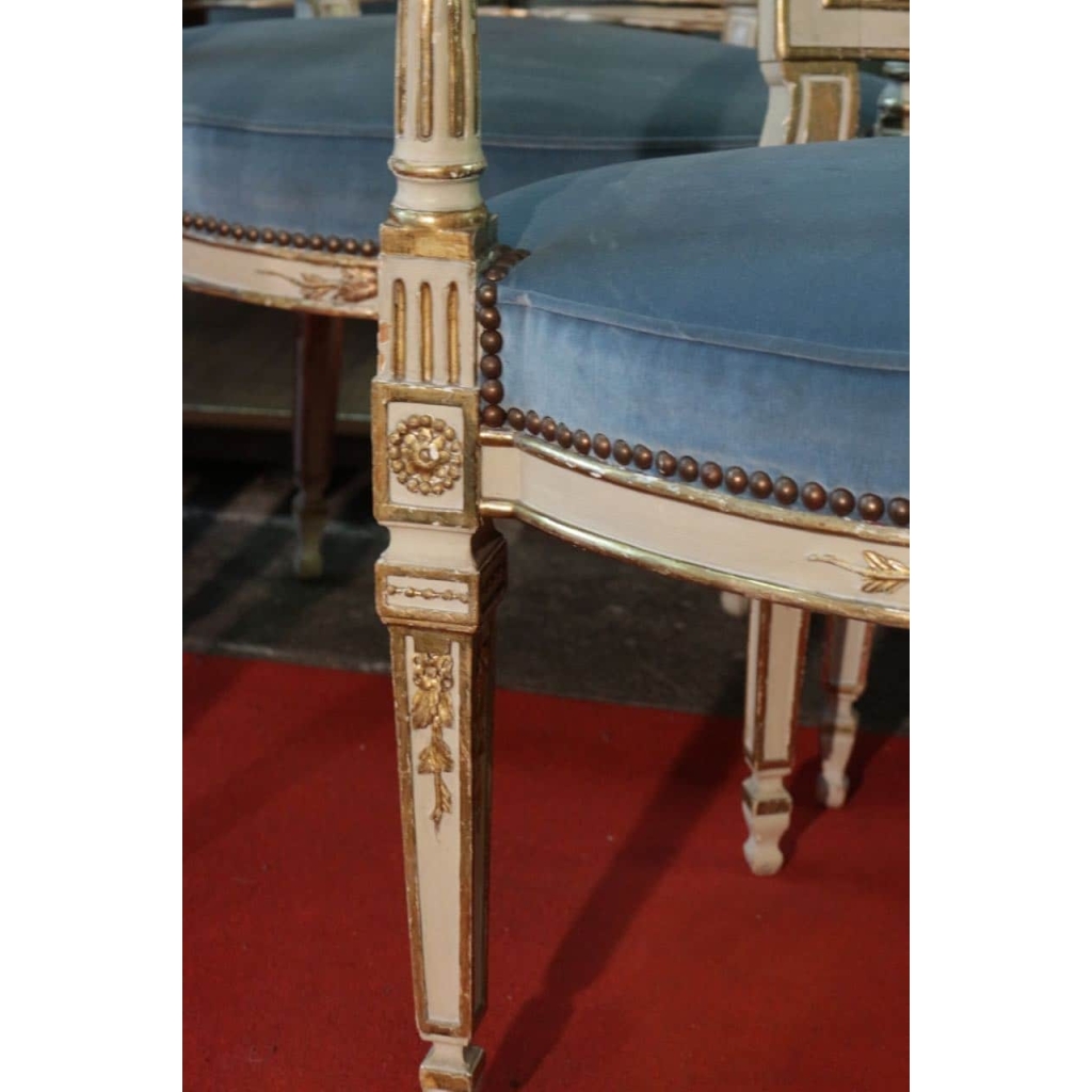 Série de dix fauteuils Italiens du XIX ème siècle | Biron Série de dix fauteuils Italiens du XIX ème siècle