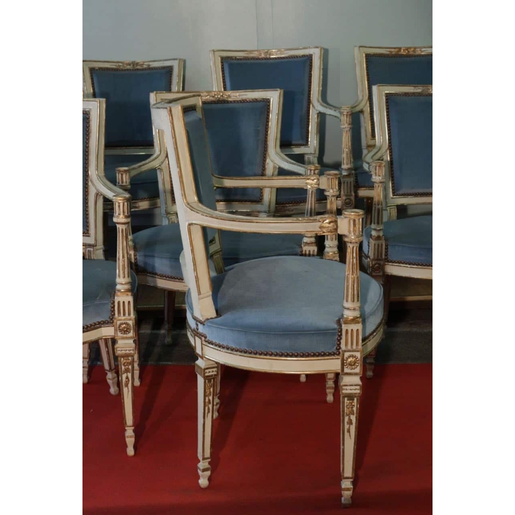 Série de dix fauteuils Italiens du XIX ème siècle | Biron Série de dix fauteuils Italiens du XIX ème siècle