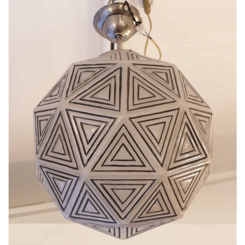 Plafonnier Nanking – Modèle crée par Lalique en 1925 | Biron Plafonnier Nanking - Modèle crée par Lalique en 1925