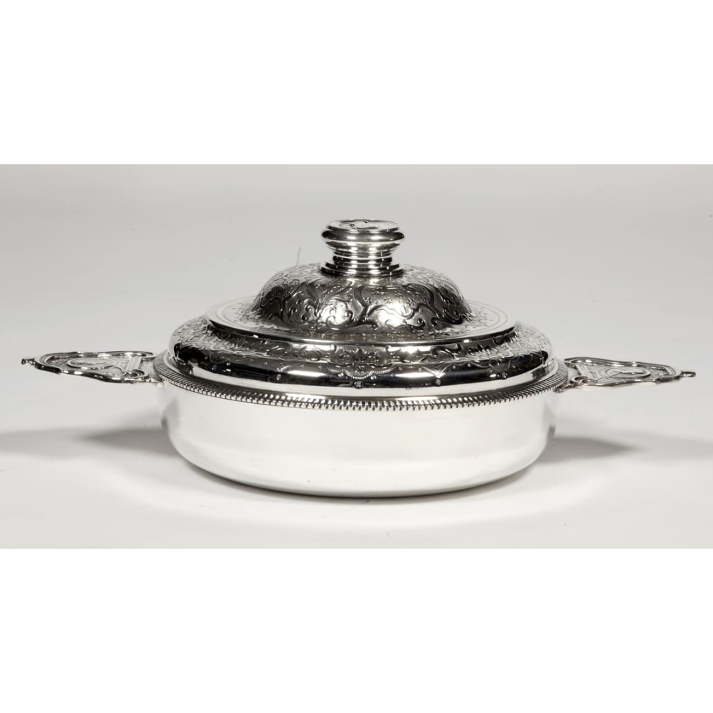 ORFEVRE LAGRIFFOUL ET LAVAL – LEGUMIER COUVERT A OREILLES EN ARGENT MASSIF – XIXÈ | Biron ORFEVRE: LAGRIFFOUL ET LAVAL - LEGUMIER COUVERT A OREILLES EN ARGENT - XIXÈ