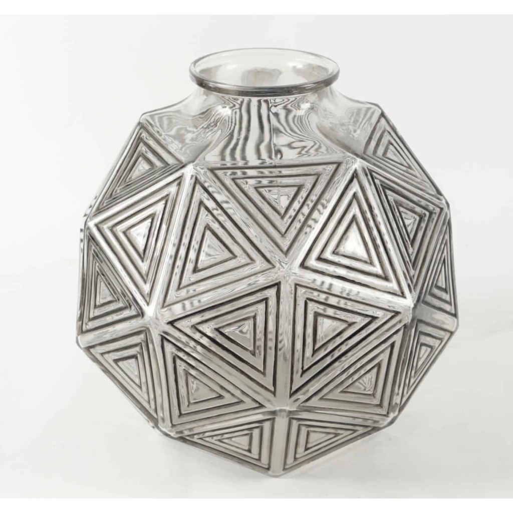 Vase Nanking – Modèle crée par René Lalique en 1925 | Biron Vase Nanking - Modèle crée par René Lalique en 1925