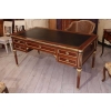Bureau plat de style Louis XVI de la maison KRIEGER