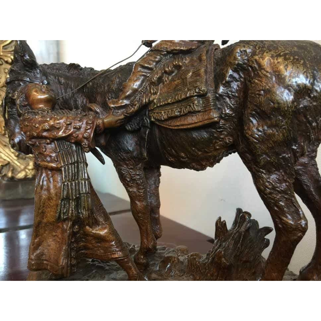 Bronze à patine dorée de CARL KAUBA, « âne et enfants » sur son socle de pierre. Ref: 334 | Biron Bronze à patine dorée de CARL KAUBA, "âne et enfants" sur son socle de pierre. Ref: 334