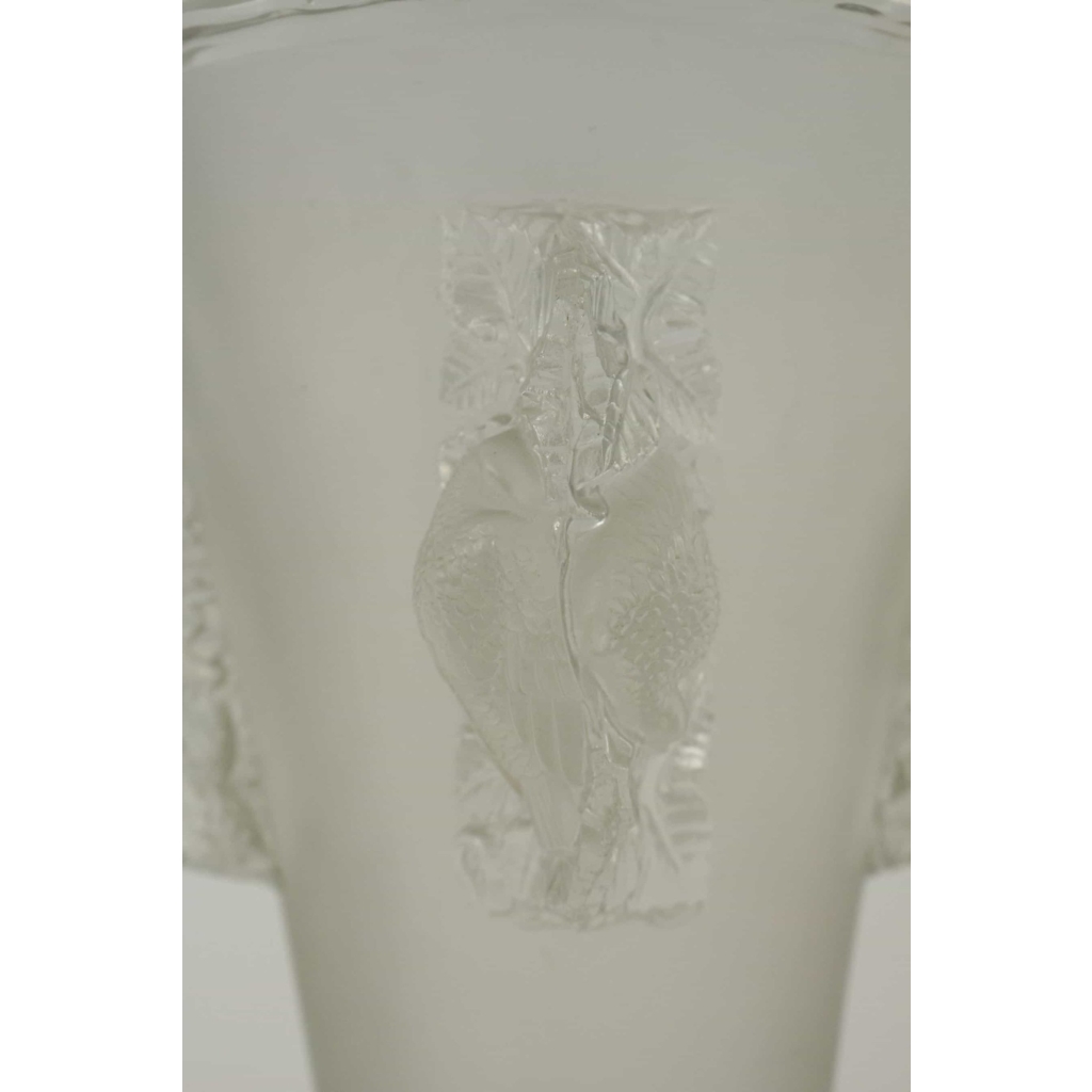René LALIQUE (1860-1945) Saint-Émilion Vase | Biron René LALIQUE (1860-1945) Saint-Émilion Vase