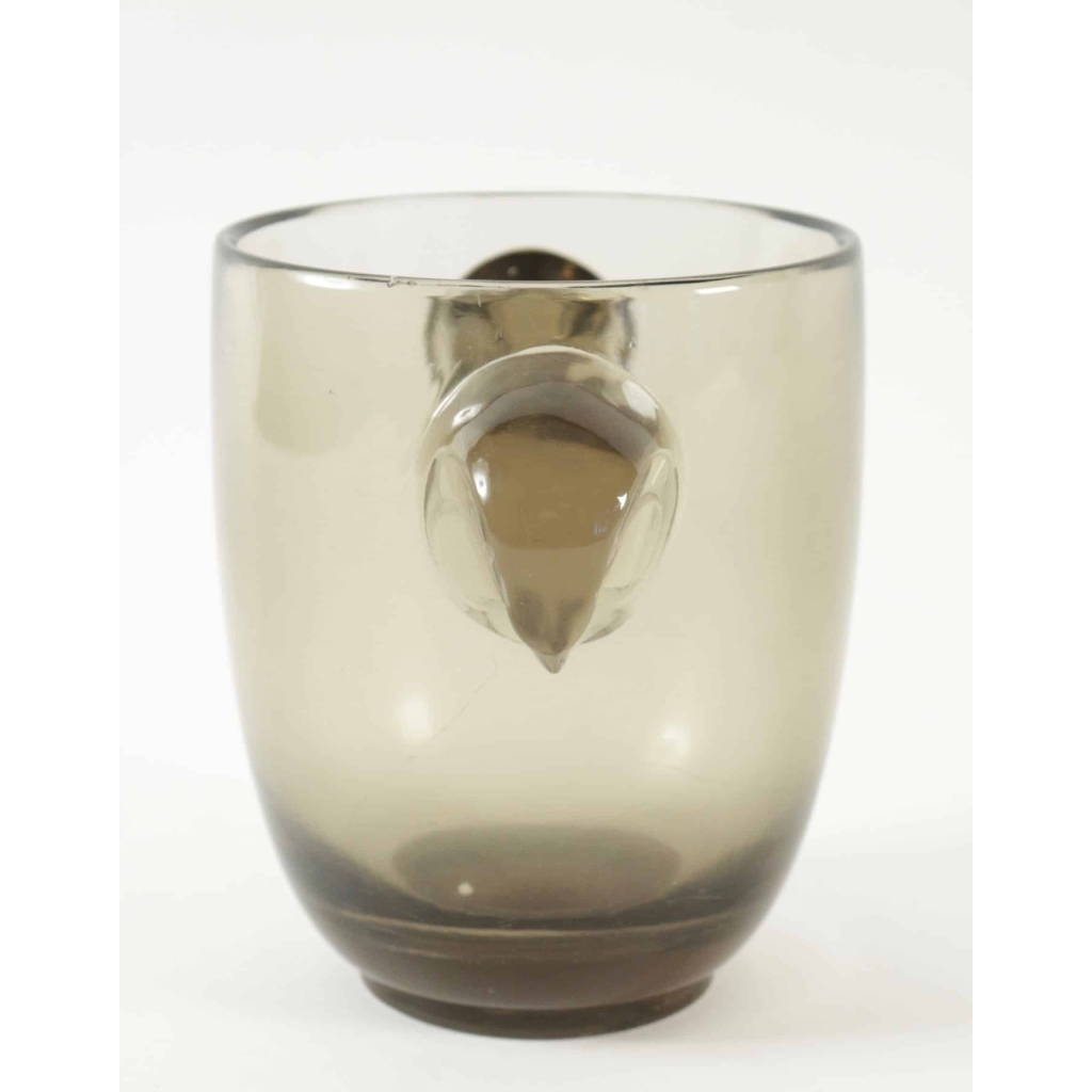René LALIQUE « Albert », dit aussi « Deux têtes de faucon » Vase (1925) | Biron René LALIQUE « Albert », dit aussi « Deux têtes de faucon » Vase (1925)
