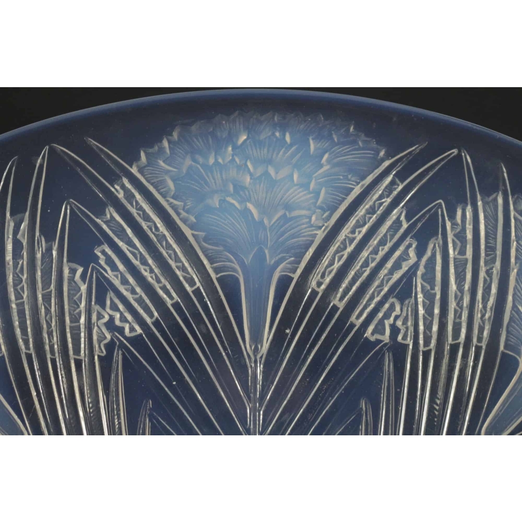 René Lalique coupe « oeillet » Opalescente | Biron René Lalique coupe "oeillet" Opalescente