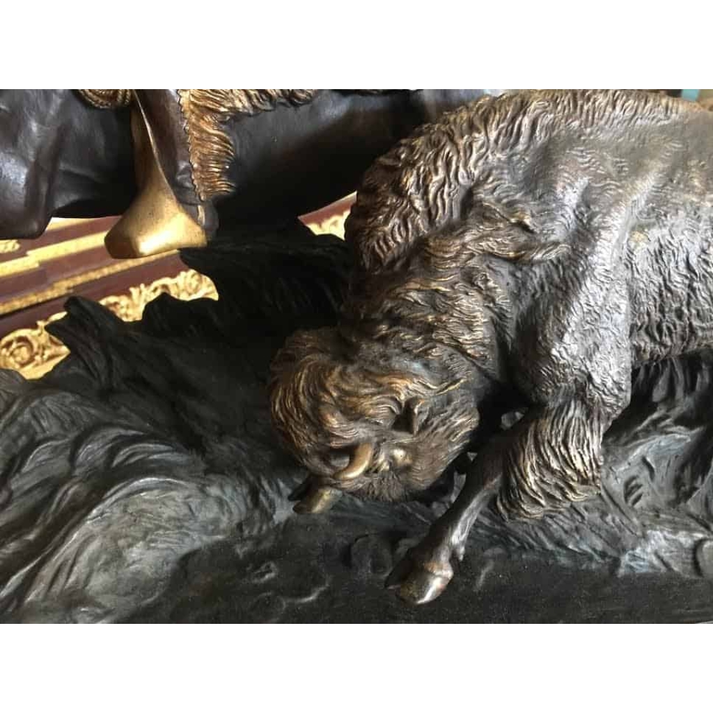 Bronze « Cowboy chassant le bison », signé ISIDORE BONHEUR. Réf: 374 | Biron Bronze "Cowboy chassant le bison", signé ISIDORE BONHEUR. Réf: 374