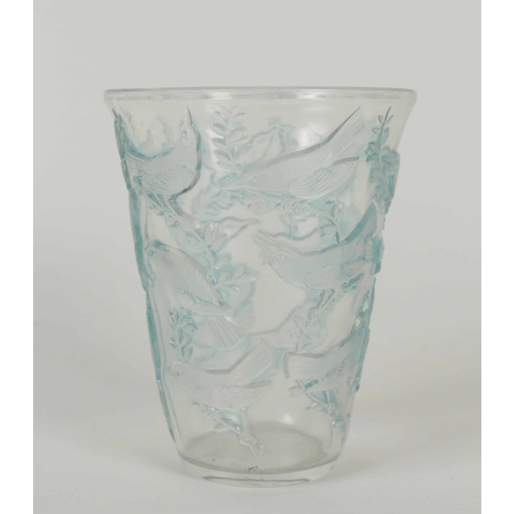 René Lalique (1860-1945) Vase GRIVES | Biron |||||