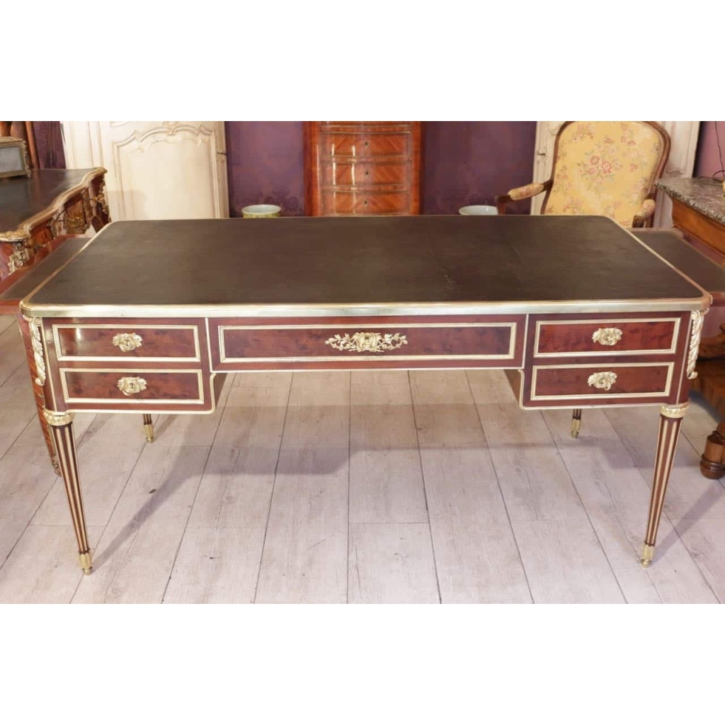 Bureau de style Louis XVI estampillé Durand